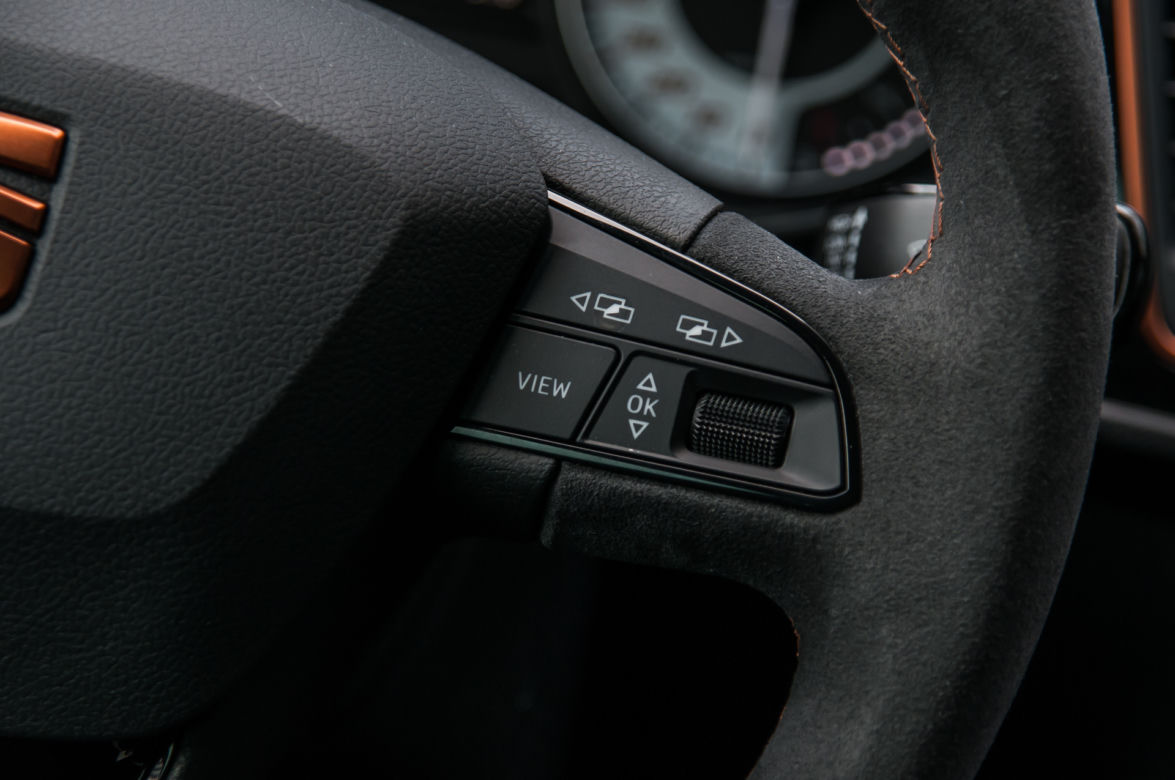 Seat Leon Cupra R 2.0 TSI 310 KM 6MT