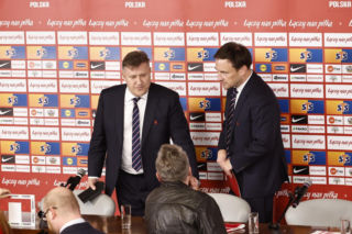 Cezary Kulesza i sekretarz Łukasz Wachowski ogłosili nowego sponsora PZPN