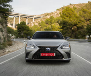 Lexus ES 300h F Sport 