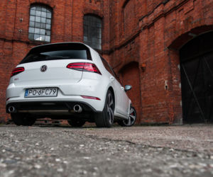 Volkswagen Golf 2.0 TSI GTI Performance 245 KM