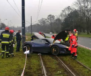 Ferrari 488 Pista w Łodzi