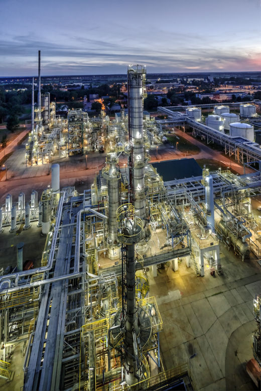 PKN Orlen stawia na rozwój petrochemii 