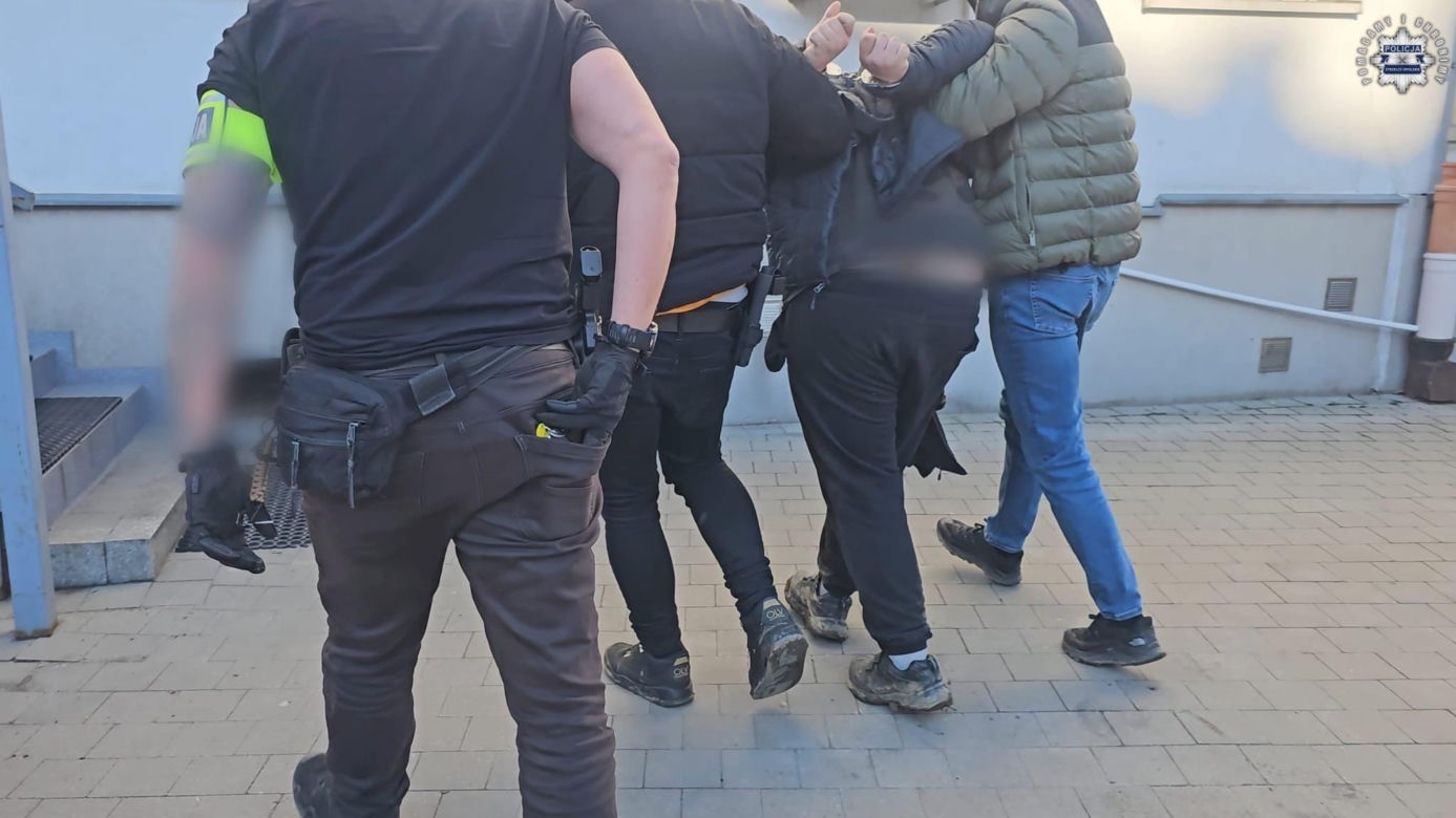 Dlaczego ludzie chcą oglądać rzeź w Kadłubie? Profiler pyta, internauci szczerze odpowiadają