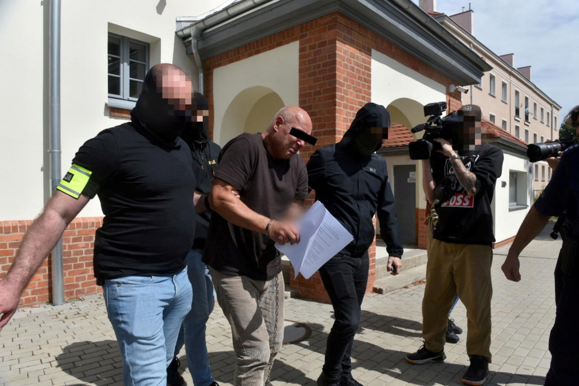 W szalonym rajdzie rozjeżdżał ludzi i niszczył auta. Zbigniew W. płakał jak bóbr