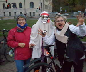 Bydgoska Masa Krytyczna zorganizowała przejażdżkę w klimacie Halloween