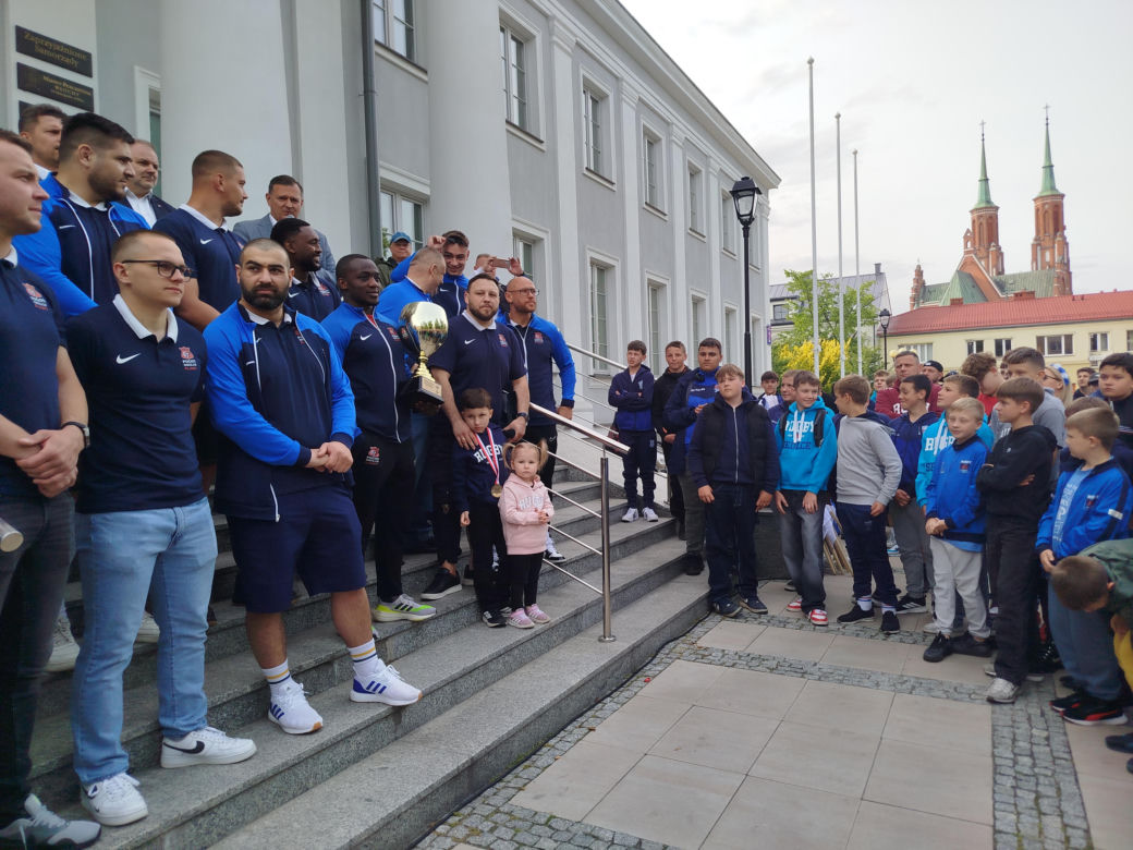 Społeczność sportowców i kibiców rugby z Siedlec uczciła największy z dotychczasowych sukcesów w historii klubu