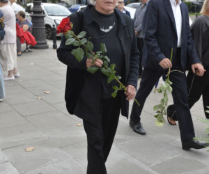 Przyjaciele żegnają Wiesława Gołasa. Płacz ukochanej żony
