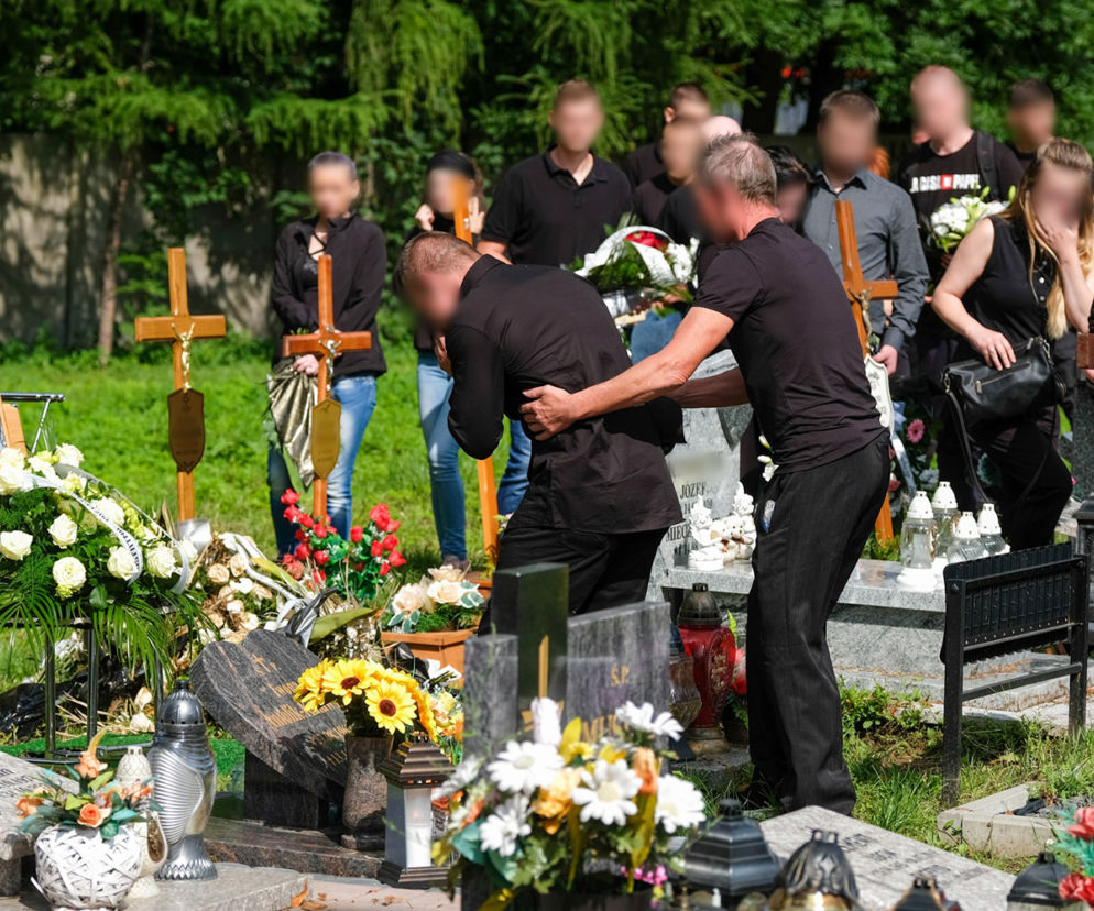 Ukochany wrzucił Basi pierścionek zaręczynowy do grobu