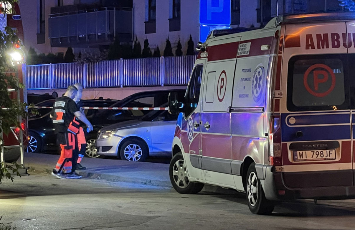 Gigantyczny pożar kamienicy w Pruszkowie. Dwie osoby nie żyją