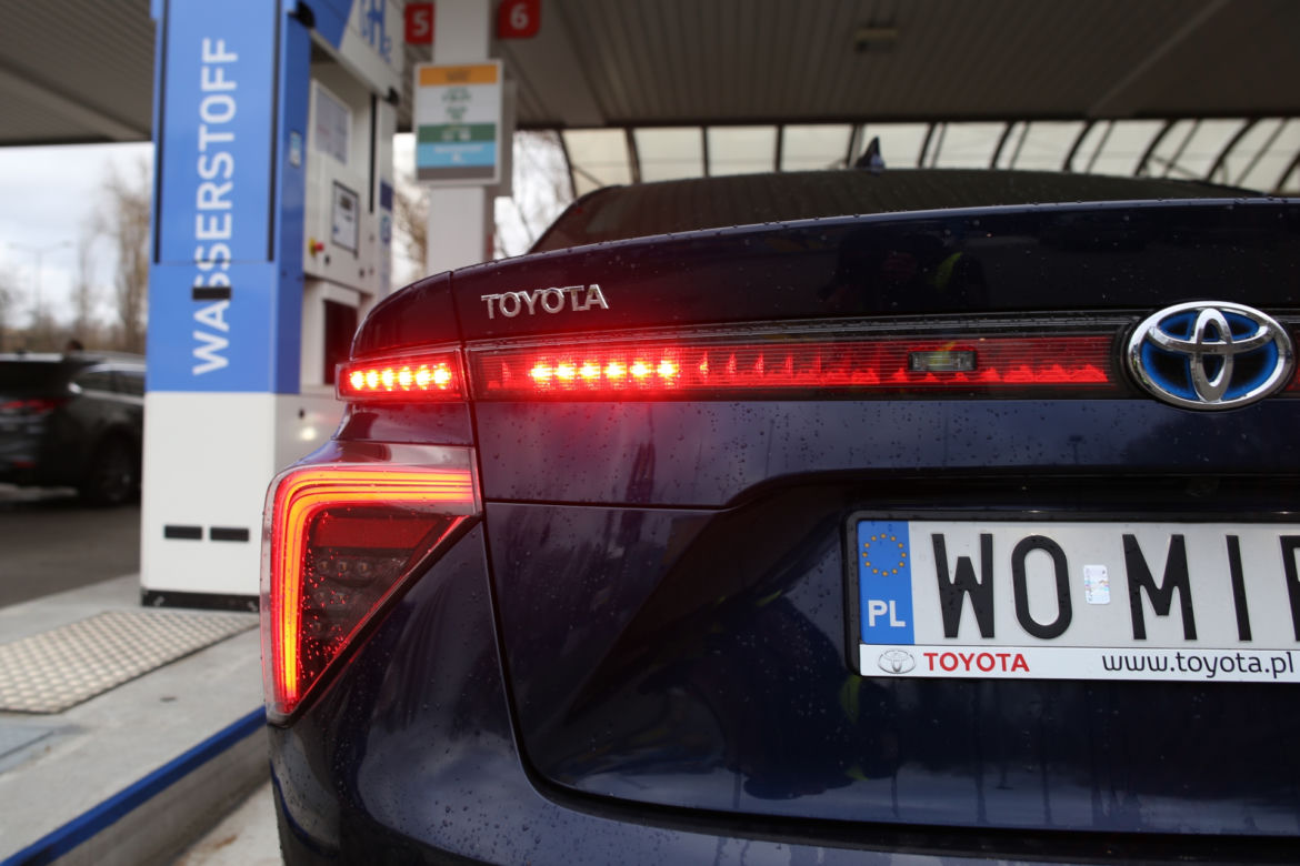 Toyota Mirai zarejestrowana w Polsce
