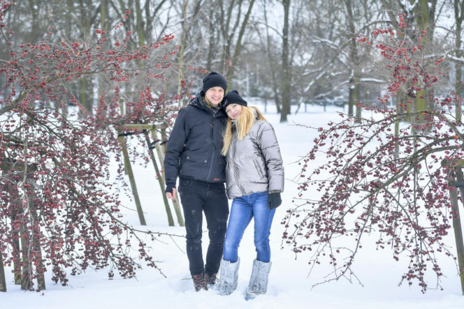 "Rolnik szuka żony" na stoku! Tak Marta Paszkin i Paweł Bodzianny urwali się i szaleją. Ale dzieciaki też mają frajdę