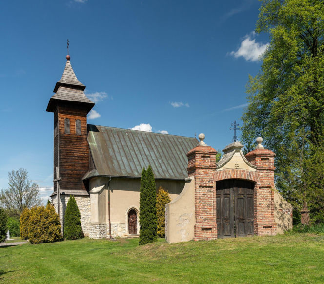 To jedno z najpiękniejszych miast Małopolski. W średniowieczu było wsią, w której mieszkali zakonnicy z Jerozolimy