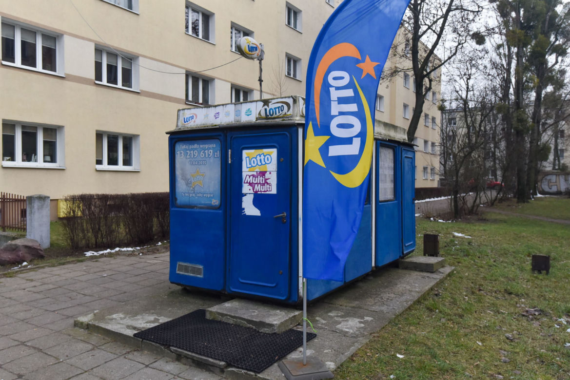 Pani Basia odchodzi na emeryturę. Kto teraz będzie przynosił szczęście w tej kolekturze?