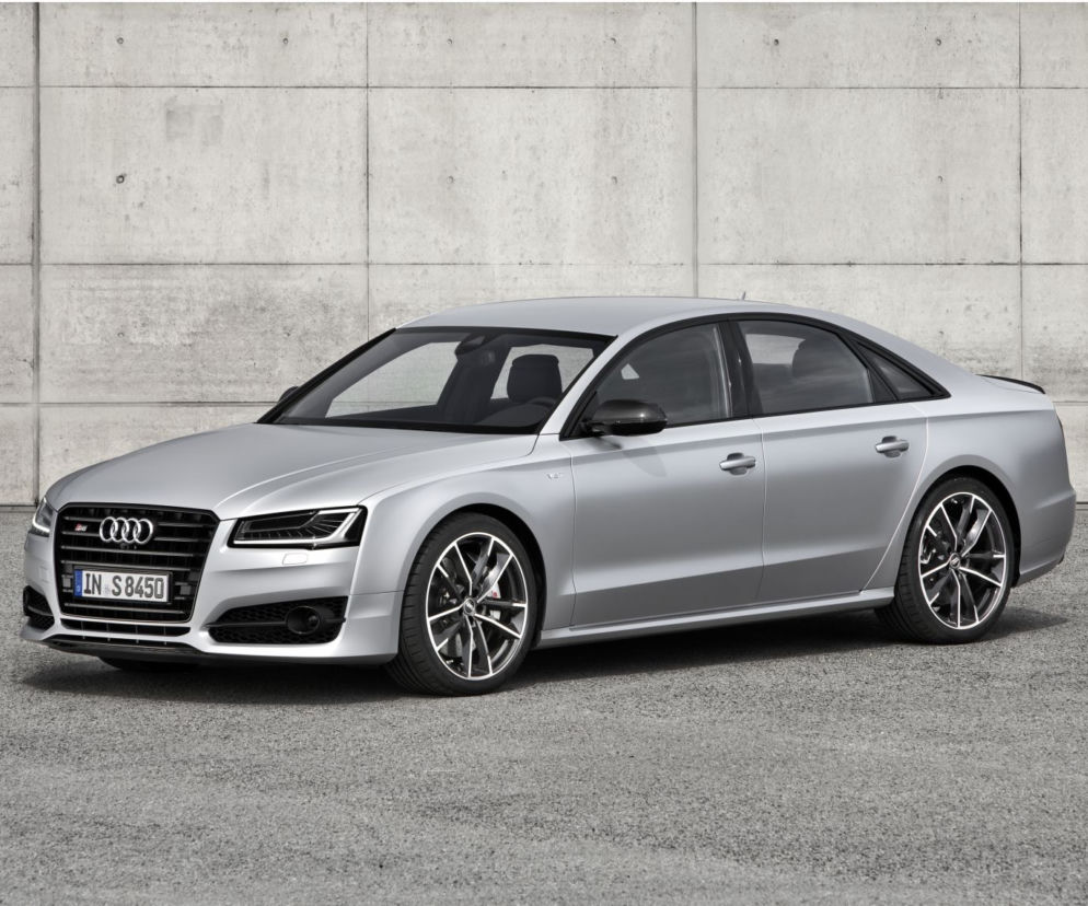 Audi S8 plus