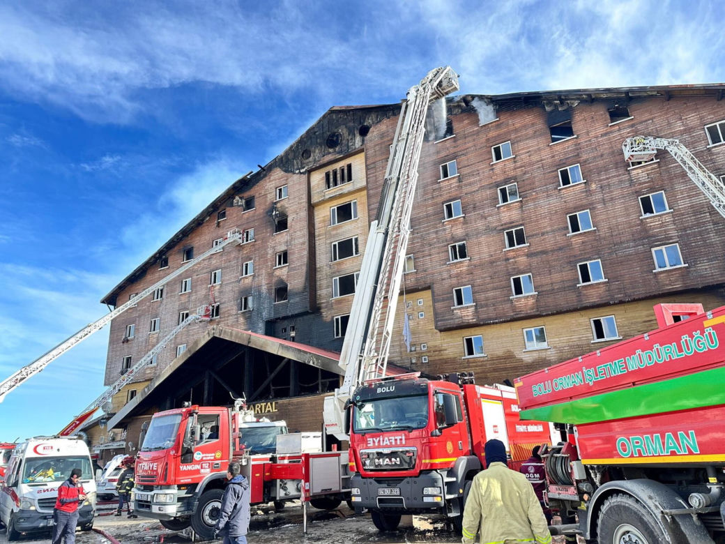 66 osób zginęło, a 51 zostało rannych w pożarze hotelu w ośrodku narciarskim Kartalkaya w prowincji Bolu na północy Turcji