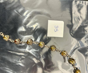 Rozpoznajesz te błyskotki? Policja poszukuje właścicieli bizuterii i kosztowności