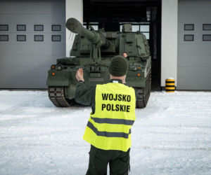 Siła ognia 1. Warszawskiej Brygady Pancernej. Przygotowanie do pierwszego strzelanie z armatohaubic K9