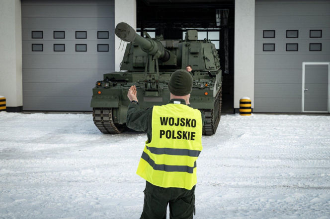 Siła ognia 1. Warszawskiej Brygady Pancernej. Przygotowanie do pierwszego strzelanie z armatohaubic K9