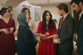 Wichrowe wzgórze - Halil i Zeynep wybierają imię dla dziecka! To hołd dla bliskich im osób