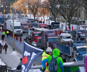 Wielkie protesty przeciw restrykcjom covidowym w Kanadzie! Będziemy tu póki ich nie zniosą