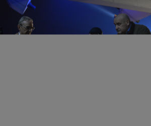Pierwsza miłość. Krzyś (Mariusz Jakus), Romuś (Grzegorz Skrzecz), Karol Weksler (Karol Strasburger), Andrzej (Jerzy Bończak)