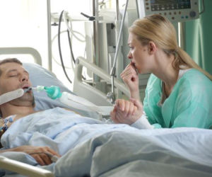 Śmierć Tomka Chodakowskiego (Andrzej Młynarczyk) – M jak miłość, odcinek 1311