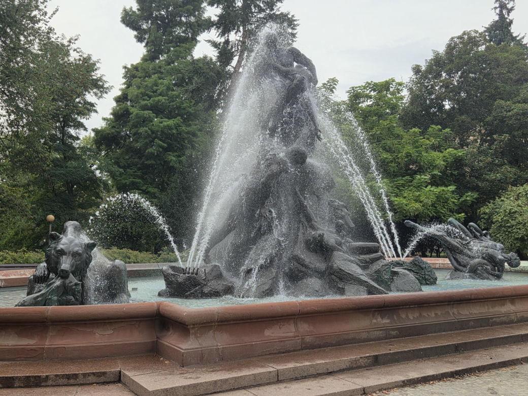 Rzeźby i pomniki, które tworzą Bydgoszcz. Poznaj symbole miasta
