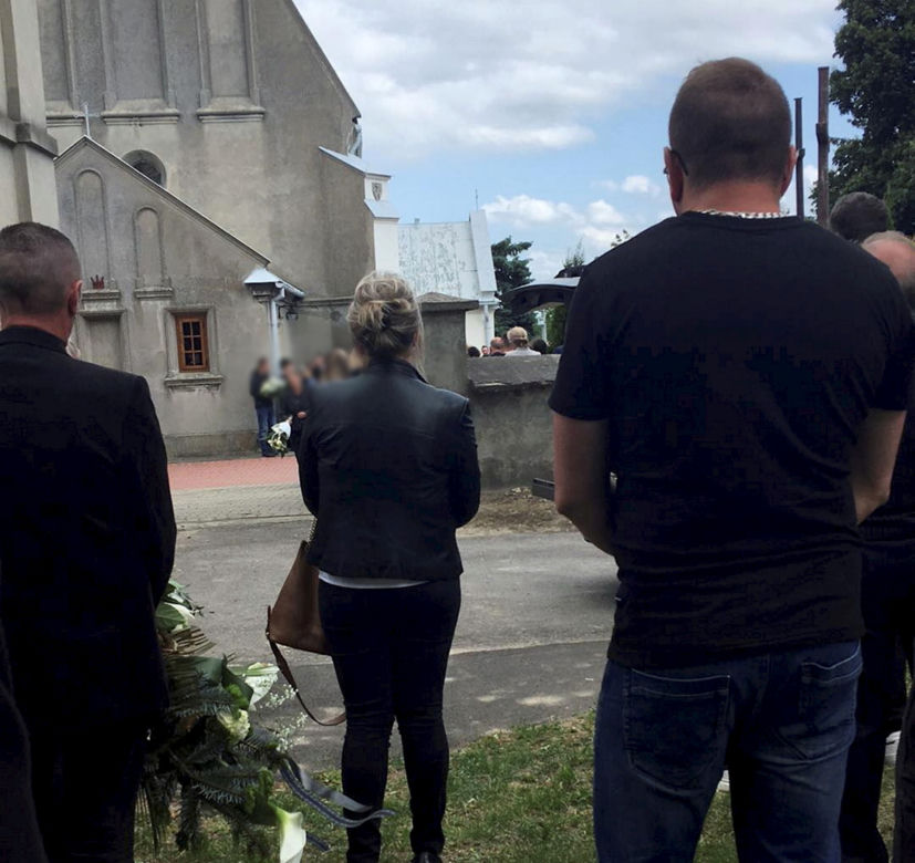 Pogrzeb 18-letniej Kasi. Nastolatka zginęła tragicznie wracając z wesela