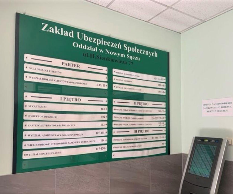 Rodzice mogą jeszcze składać wnioski o 300 plus. Jak to zrobić?