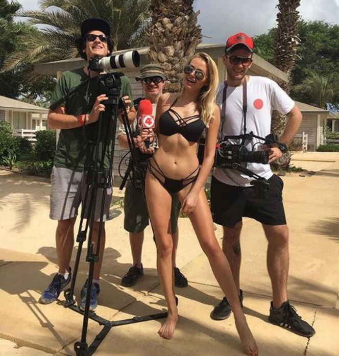 Ola Ciupa w bikini na plaży