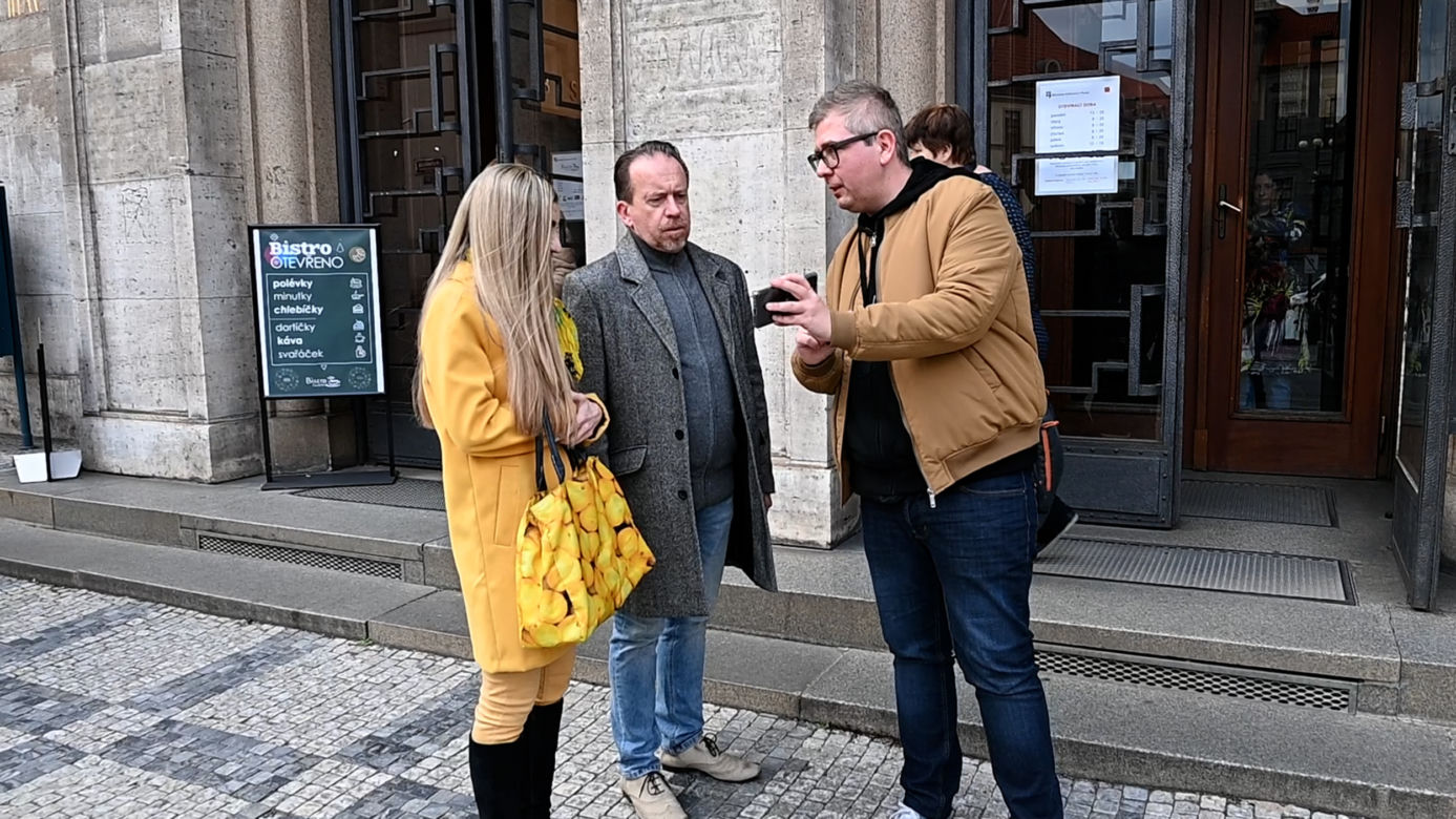Lewandowski czy Świątek? Wyjątkowa sonda na ulicach Pragi