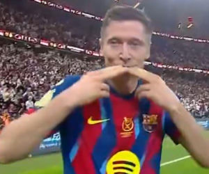 Tak Robert Lewandowski wsparł WOŚP! Licytacja osiągnęła zawrotną cenę. Co przekazał?