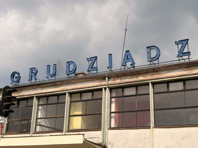 Dworzec kolejowy w Grudziądzu czeka na remont