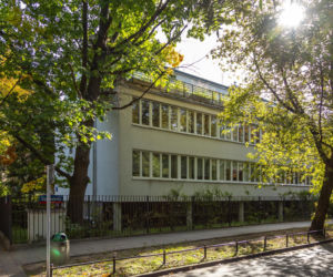 Syrkusowie schowali kamienicę w modernistycznej willi