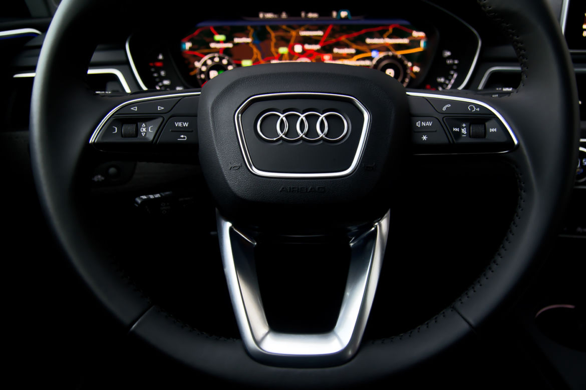 Audi A4 Avant B9 quattro