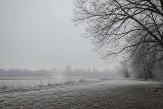 Dzisiaj w Poznaniu chłodno. Czy grudzień zaskoczy nas śniegiem 02.12.2025?