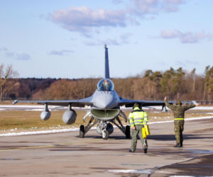 Słowacja odebrała już dziesięc myśliwców F-16 Block 70