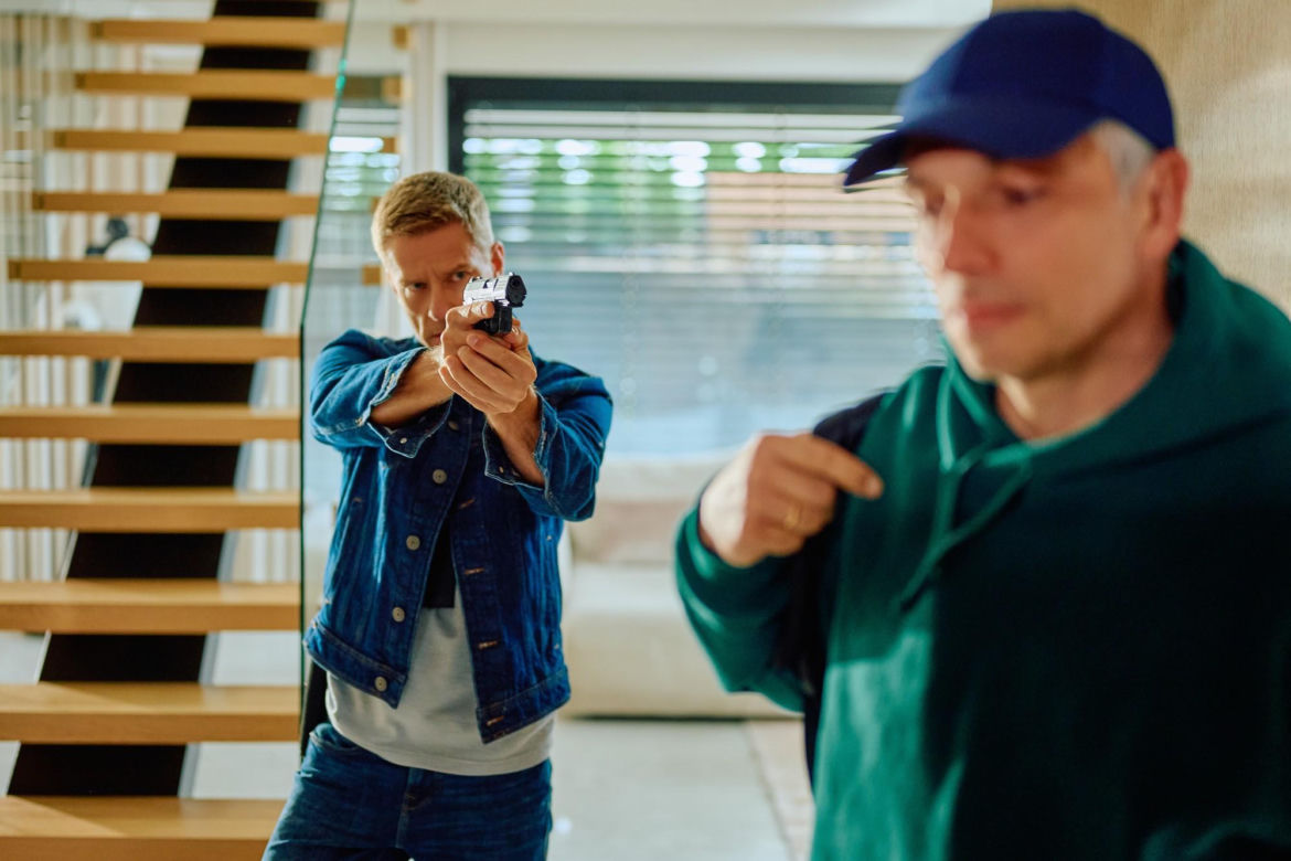 Na Wspólnej odc. 4315: Tadeusiak (Dariusz Wnuk), Greg Kalski (Michał Sitarski)