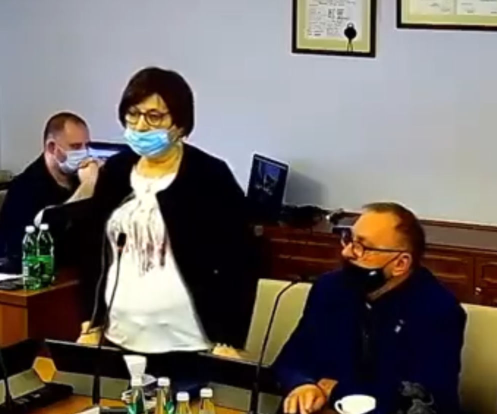 Sesja w Starym Sączu. Radni odśpiewała Bogurodzicę