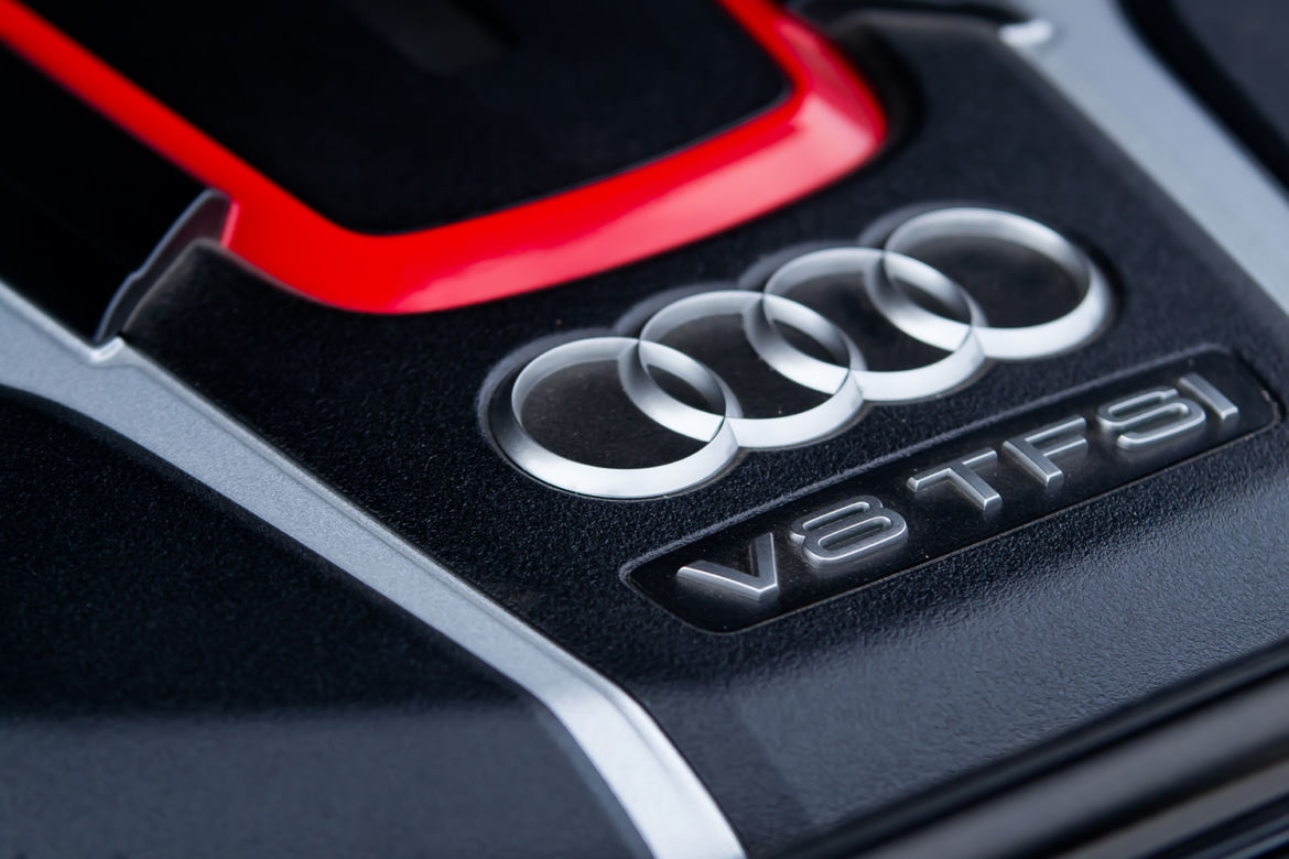 Audi S8 plus 4.0 V8 TFSI quattro