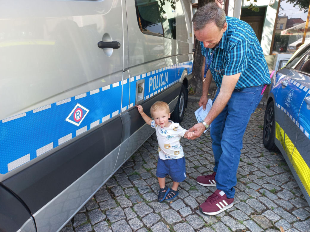 Trwają obchody Święta Policji w Lesznie. Świętują policjanci i policjantki
