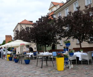 Warszawa luzuje obostrzenia