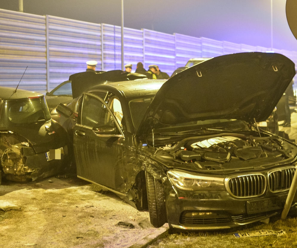 Antoni Macierewicz miał wypadek - jechał limuzyną BMW 750Li xDrive
