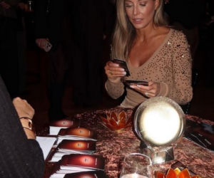 Gosia Rozenek-Majdan i Anja Rubik w Paryżu. Która wygląda lepiej?