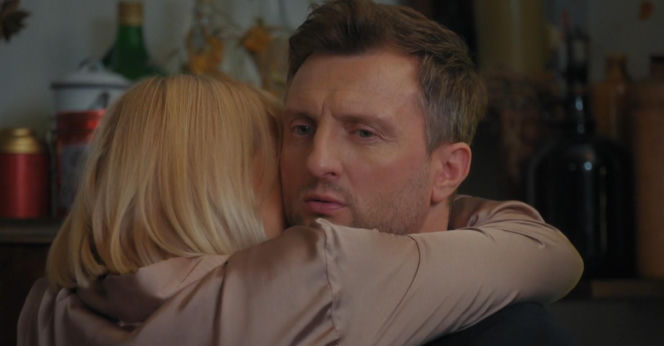 M jak miłość odc. 1920. Dorota (Iwona Rejzner), Bartek (Arkadiusz Smoleński)