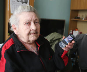 Złodziejka ukradła jej tablet ze zdjęciami zmarłej mamy. Dramat pani Joanny z Warszawy