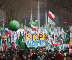 Wielkie protesty rolników w Europie! Zatrzymano Polaków