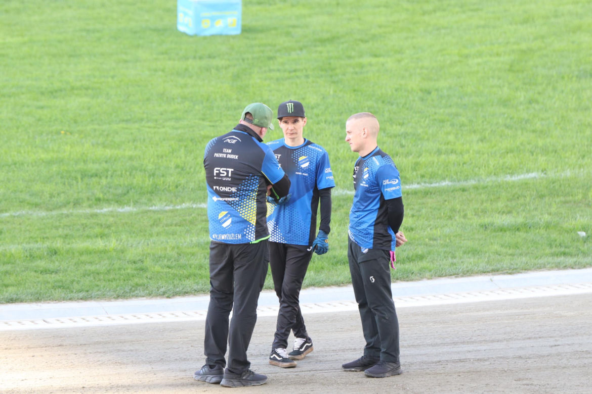 ebut.pl Stal Gorzów - KS Apator Toruń, zdjęcia z meczu 1. kolejki PGE Ekstraligi