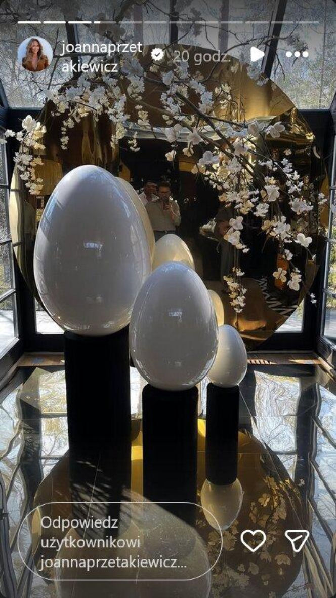 Wielkanoc u Przetakiewicz? To nie święta, to luksusowy bankiet!