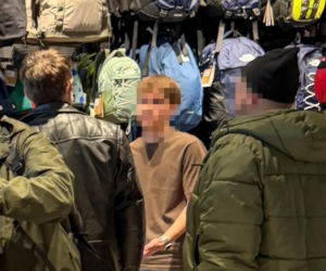 Maciej Zakościelny na zakupach